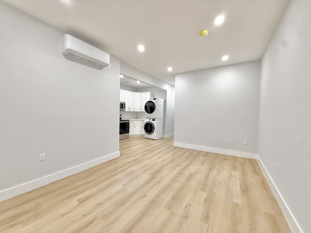 99 Ralph Ave - Photo 1