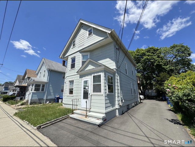 35 Dana Street - Photo 1
