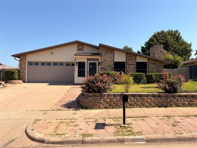 3709 Pinewood Street - Photo 1