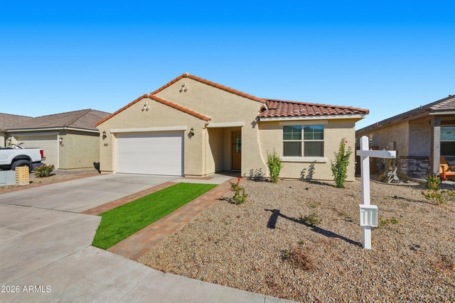 4650 W Gilbert Lane - Photo 1