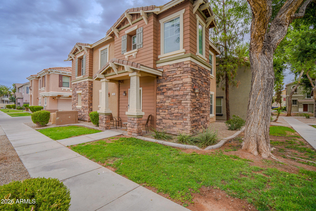 9233 E Neville Avenue - Photo 1
