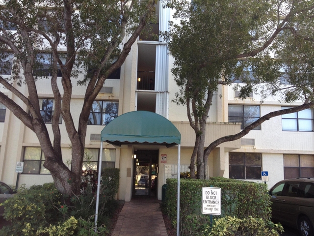 2501 Riverside Drive - Photo 1