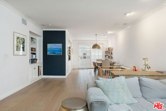 1802 California Avenue - Photo 1