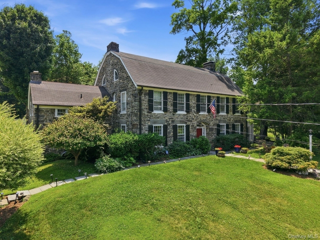 51 Adriance Avenue - Photo 1