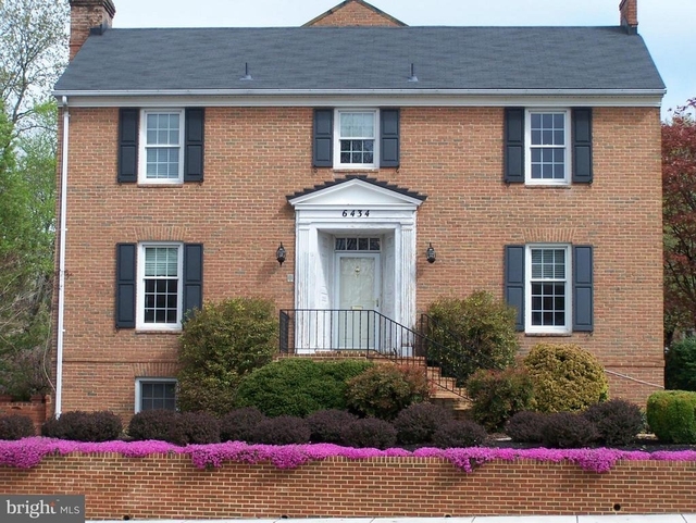 6434 Eastleigh Court - Photo 1