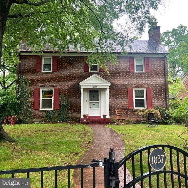1837 N Hartford Street - Photo 1