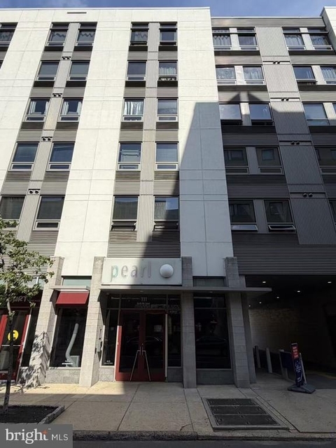 815 Arch Street - Photo 1