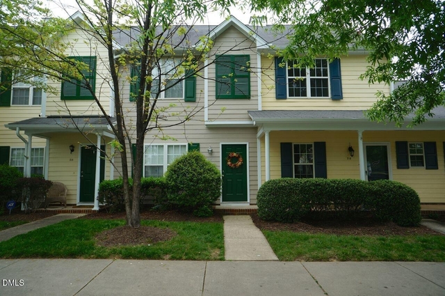 312 Commons Drive - Photo 1