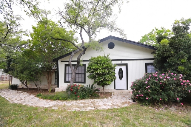 1125 San Augustine Dr - Photo 1