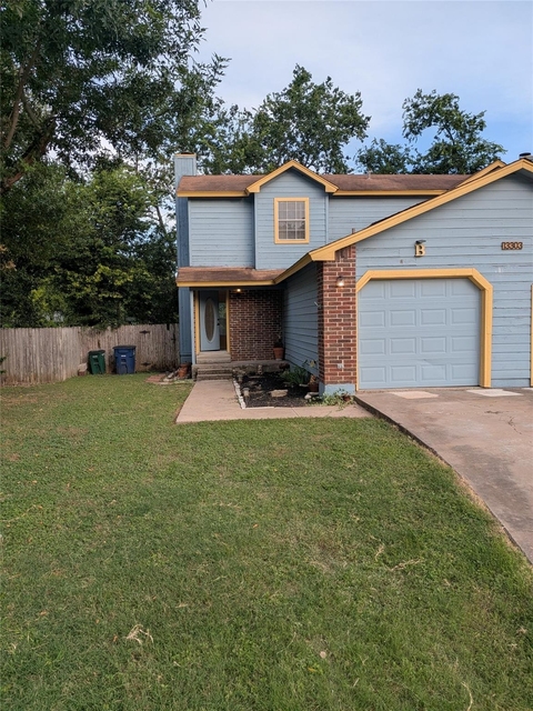 13303 Lyndhurst St - Photo 1