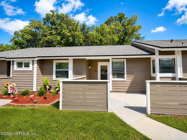 8322 Derbyshire Place - Photo 1