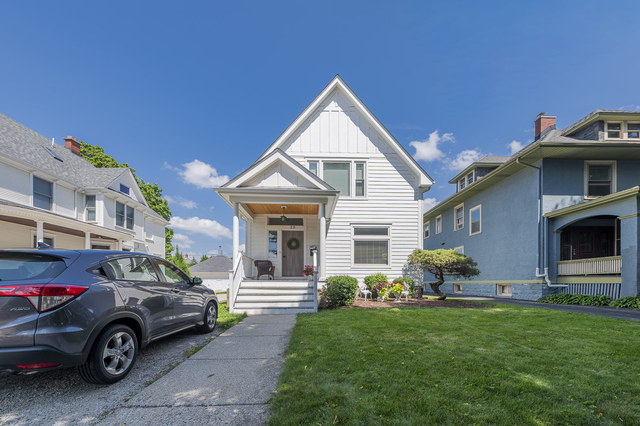 25 S 6th Avenue - Photo 1