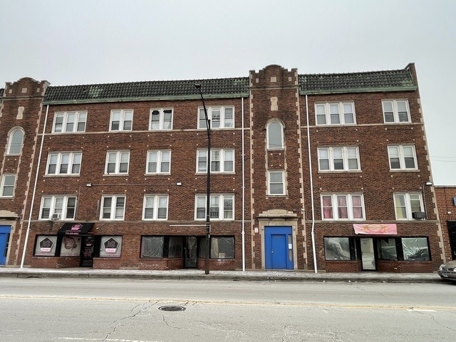 3935 W Division Street - Photo 1