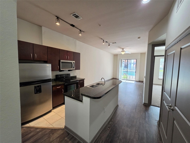 3616 Richmond - Photo 1