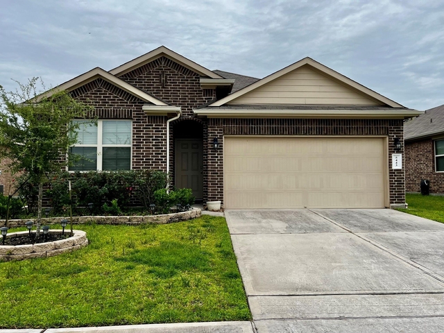 5443 Redwood Summit Lane - Photo 1