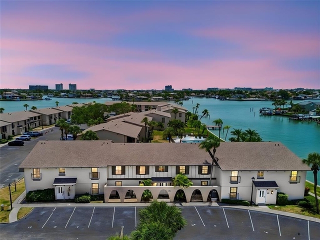 505 Plaza Seville Court - Photo 1