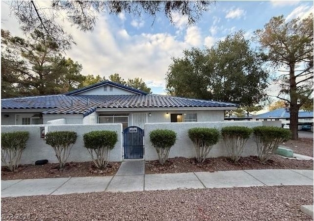 2121 Chertsey Drive - Photo 1