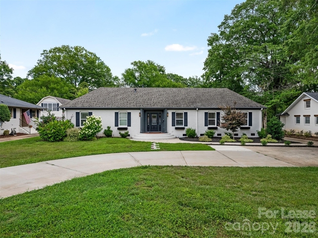3319 Providence Road - Photo 1