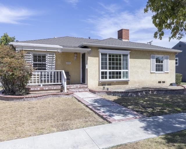 4400 Maury - Photo 1