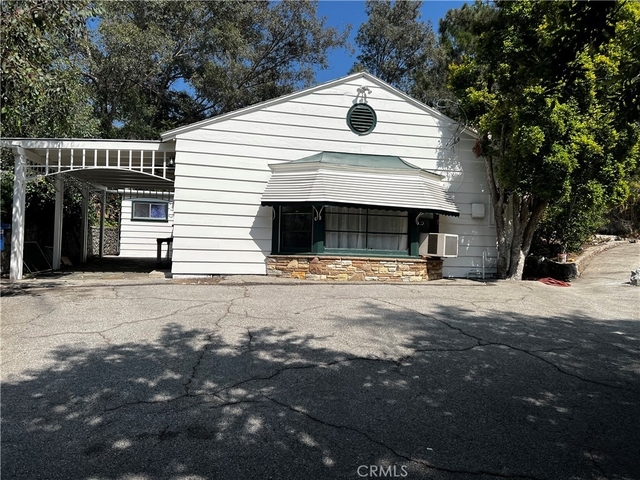 10630 Hillhaven Avenue - Photo 1