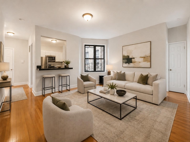 300 Fort Washington Avenue - Photo 1