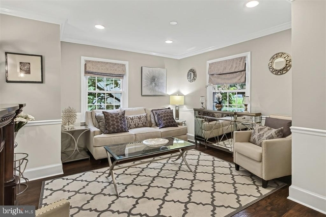 1800 N Quantico Street - Photo 1