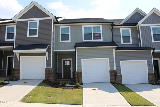 1369 Bessie Court - Photo 1