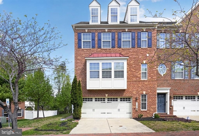 15224 N Berwick Lane - Photo 1