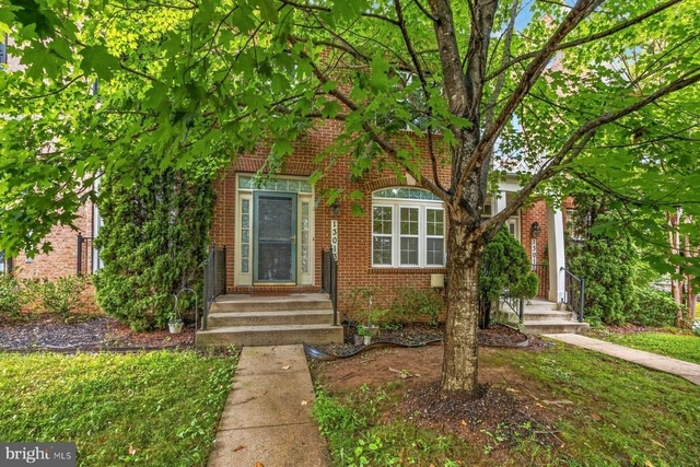 13013 Saint Clair Road - Photo 1