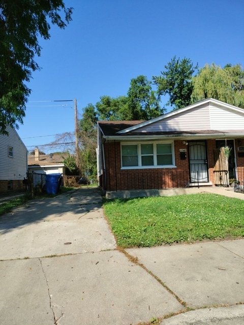 11540 S Peoria Street - Photo 1