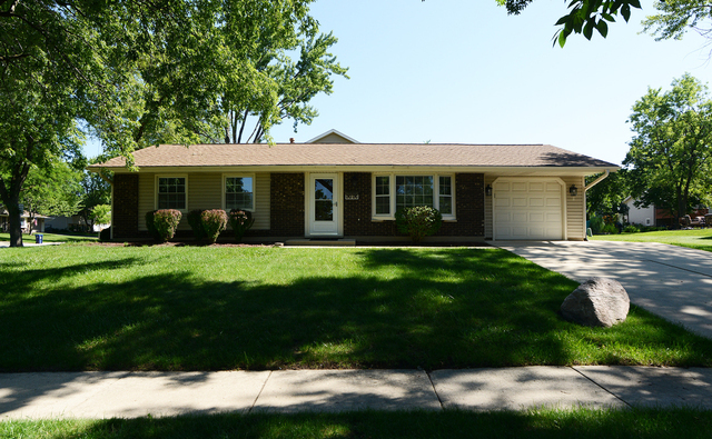 930 Sharon Lane - Photo 1