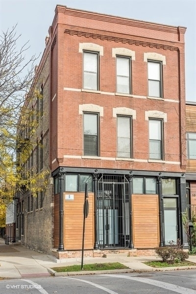 1858 W Huron Street - Photo 1