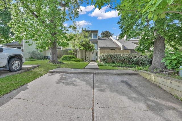 12311 Glenview Drive - Photo 1