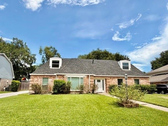 919 Longview Drive - Photo 1
