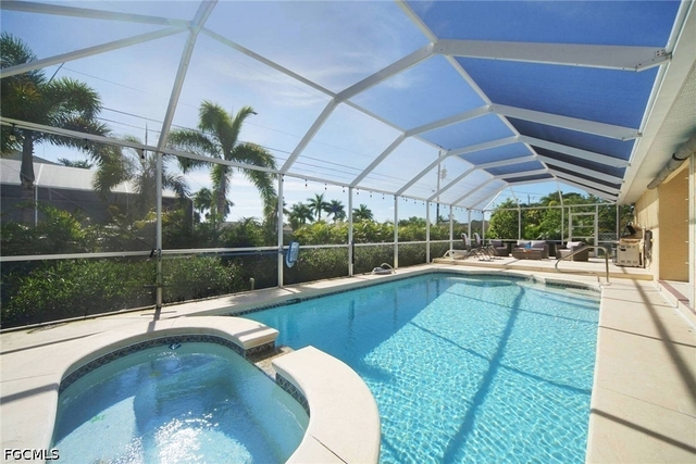 5007 Sw 27th Avenue - Photo 1