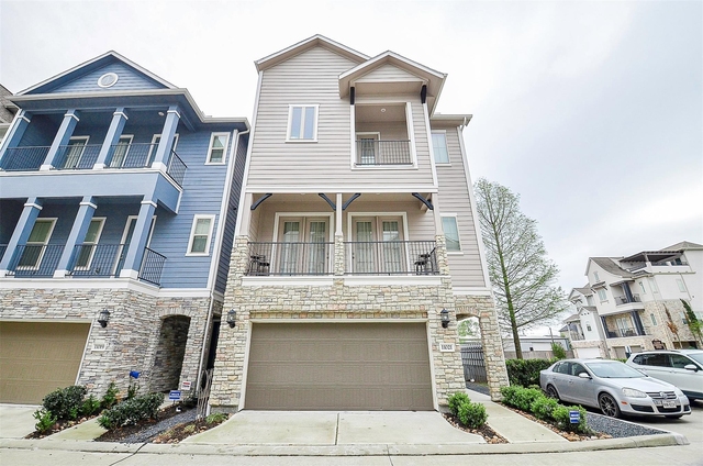 11021 Mikula Drive - Photo 1