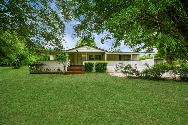 18303 James Road - Photo 1