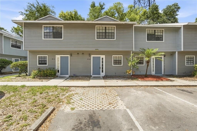1910 W Sligh Avenue - Photo 1