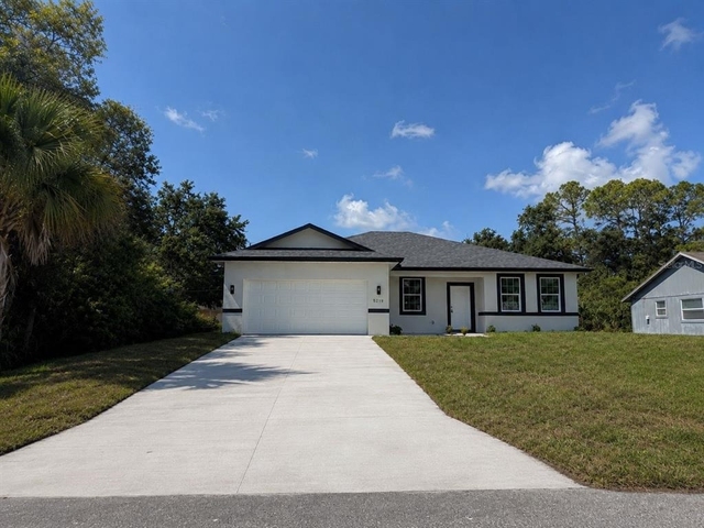 5219 Sylvania Avenue - Photo 1