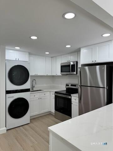 38b Putnam Green - Photo 1