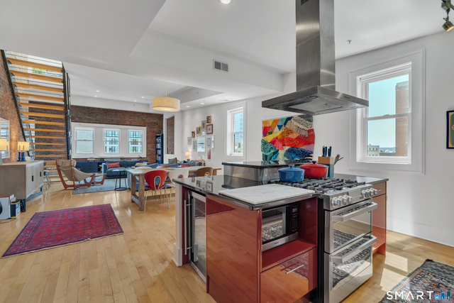 116 Crown Street - Photo 1