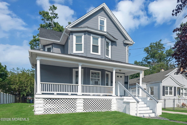 209 Atkins Avenue - Photo 1
