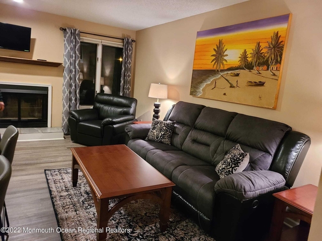 216 Arnold Avenue - Photo 1