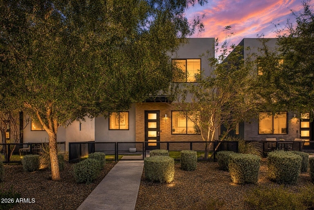 2825 N 42nd Street - Photo 1