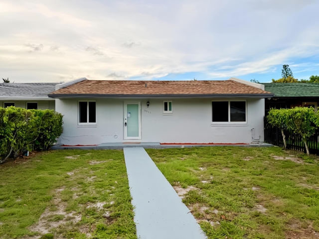2941 Nw 195th Street - Photo 1