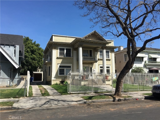 2710 Raymond Avenue - Photo 1