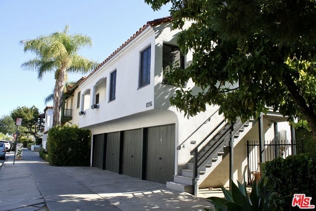 8216 Willoughby Avenue - Photo 1