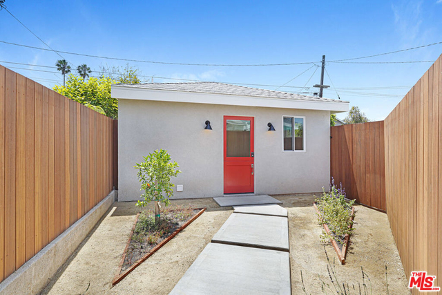 1130 Ashland Avenue - Photo 1