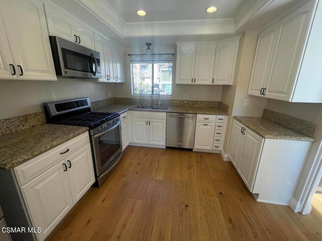 1174 Westlake Boulevard - Photo 1