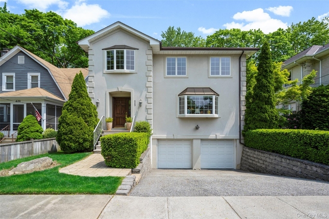 525 Carroll Avenue - Photo 1